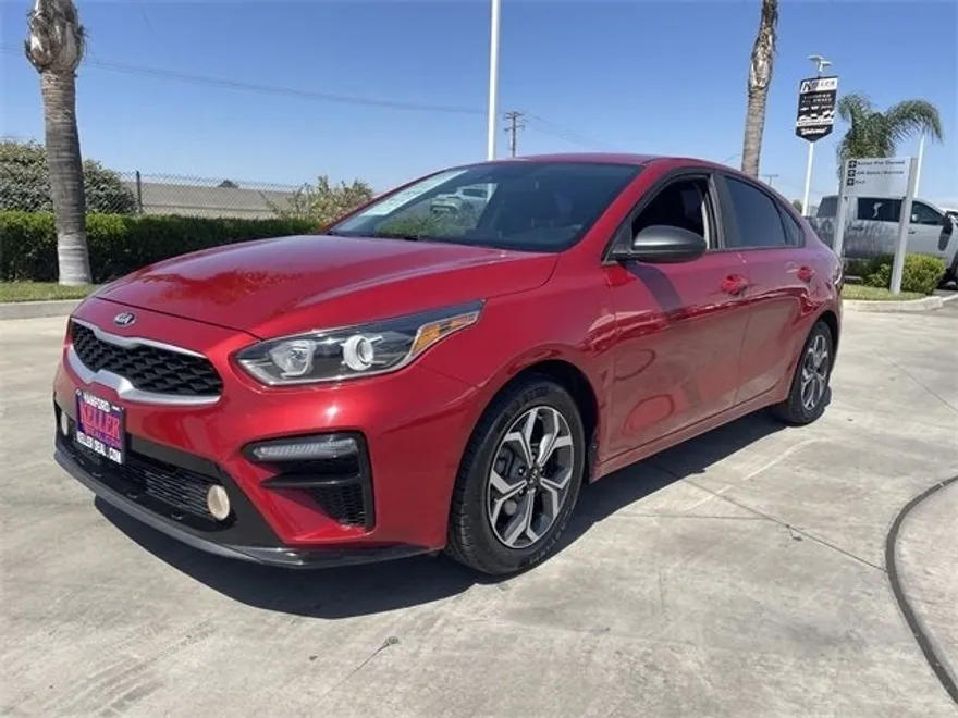 2020 Kia Forte LXS photo 1
