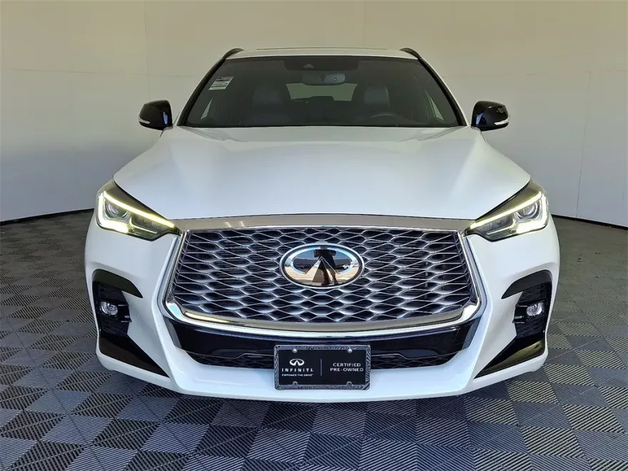 2023 Infiniti QX55 Luxe photo 1