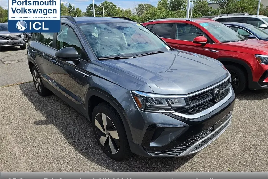 2024 Volkswagen Taos S photo 1