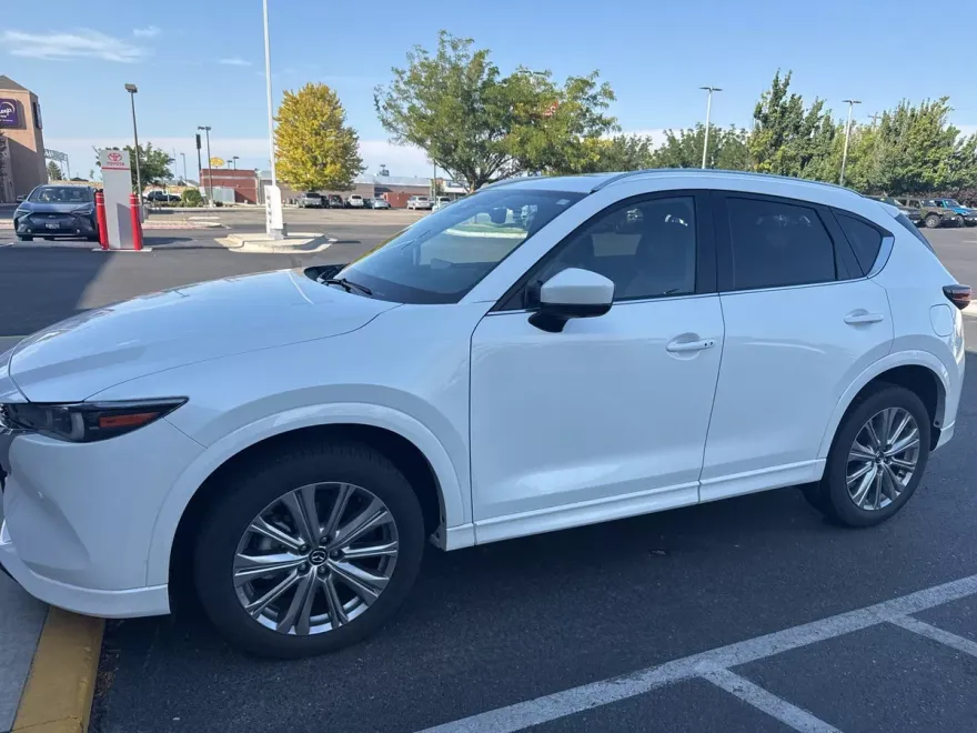 2022 Mazda CX-5 2.5 Turbo Signature photo 1