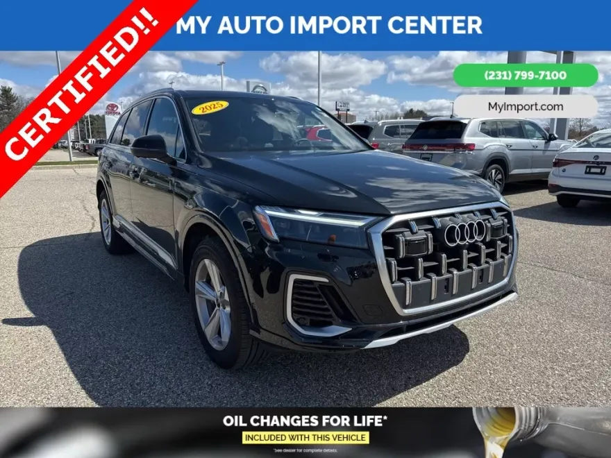 2025 Audi Q7 45 Premium photo 1