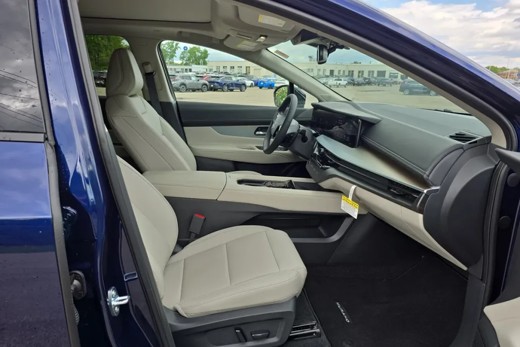 2025 Nissan Murano SL photo 1