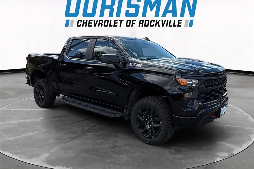 2026 Chevrolet Silverado 1500 Custom Trail Boss photo 1
