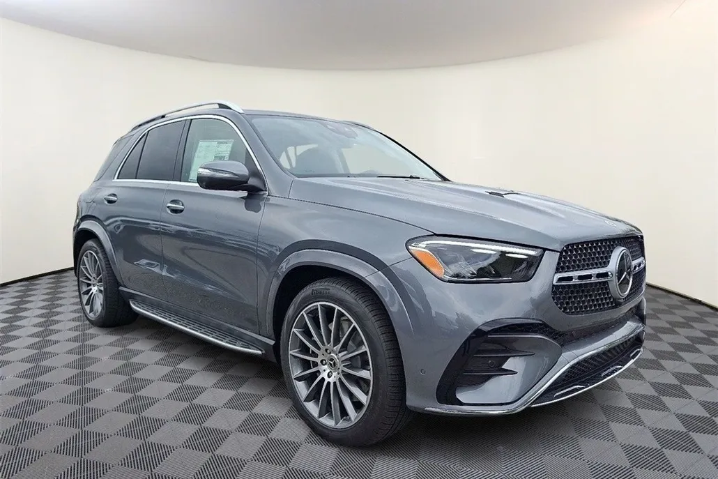2026 Mercedes Benz GLE 450 4MATIC photo 1