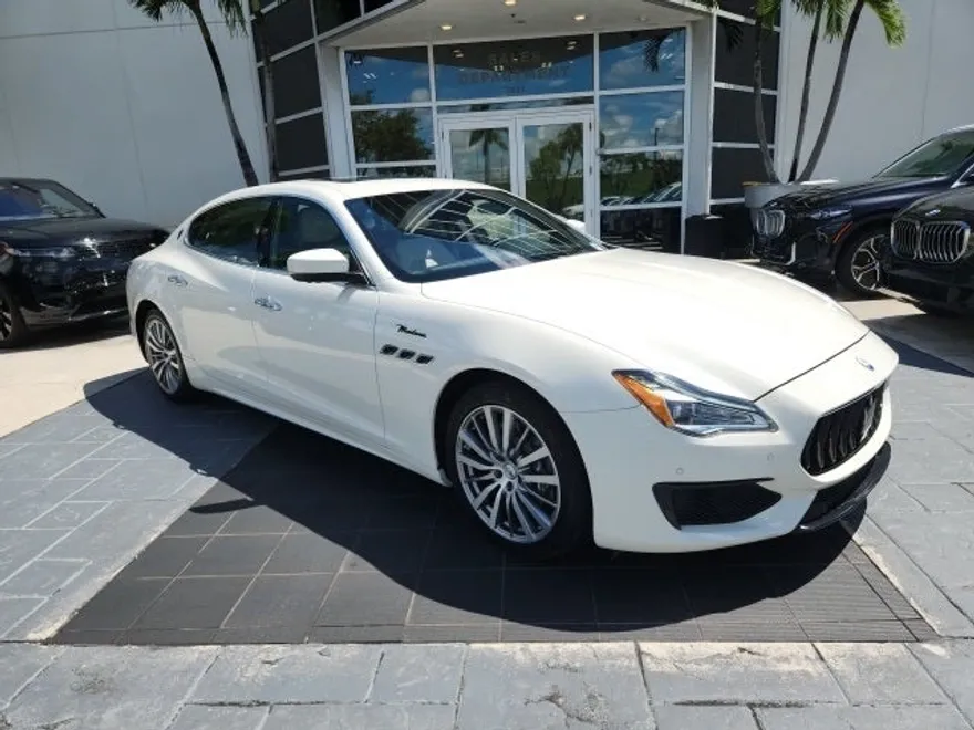 2022 Maserati Quattroporte Modena photo 1