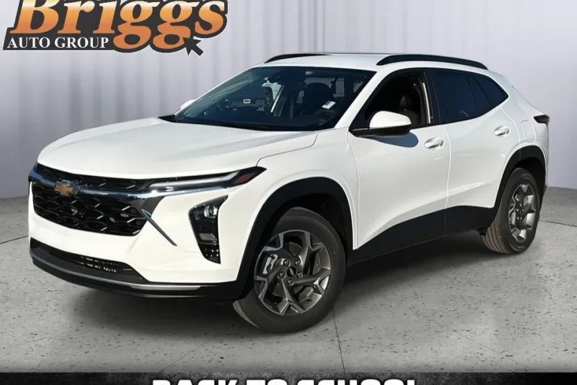 2026 Chevrolet Trax LT photo 1