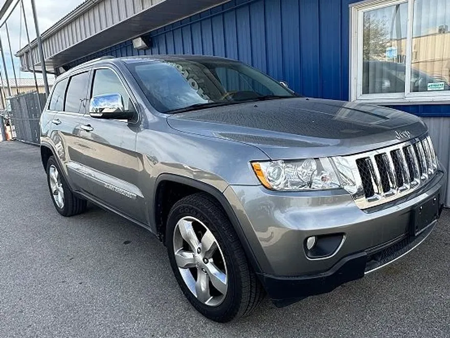 2012 Jeep Grand Cherokee Overland photo 1