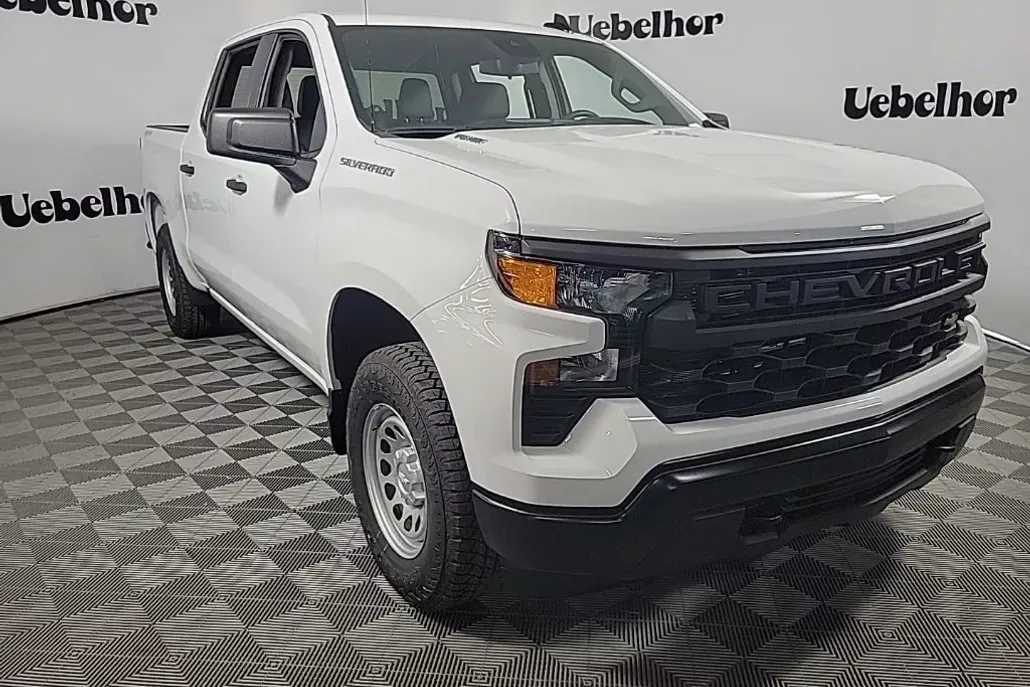 2025 Chevrolet Silverado 1500 photo 1