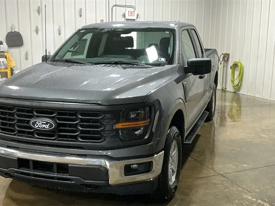 2025 Ford F-150 XL photo 1