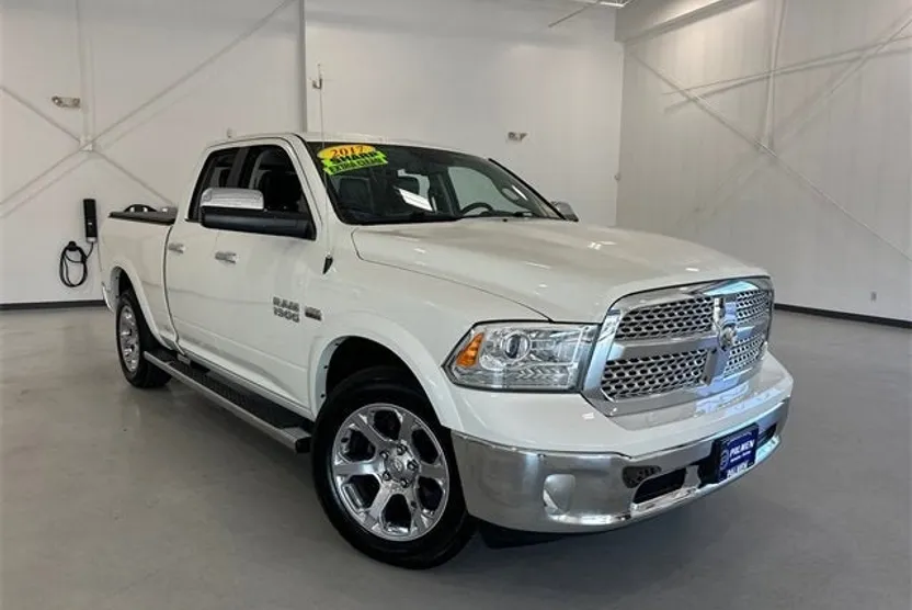 2017 Ram 1500 Laramie photo 1