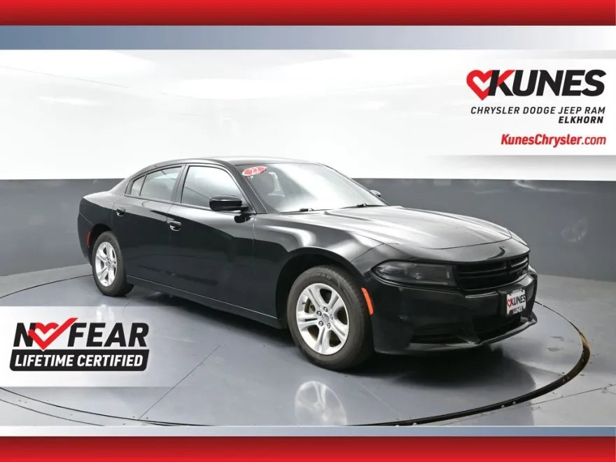 2022 Dodge Charger SXT photo 1