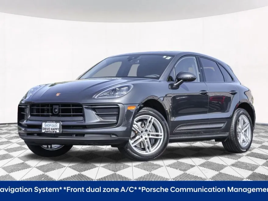 2023 Porsche Macan Base photo 1
