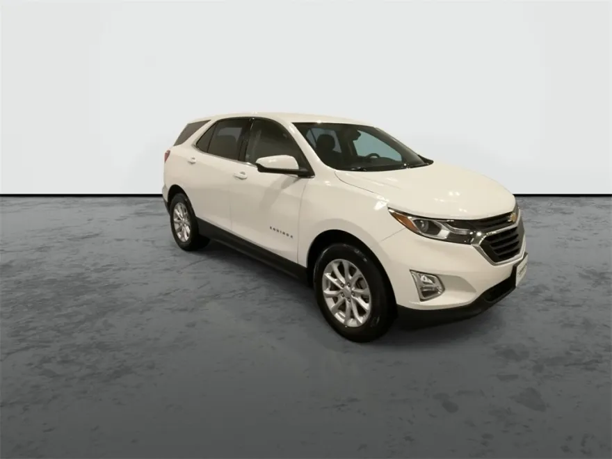 2020 Chevrolet Equinox LT photo 1