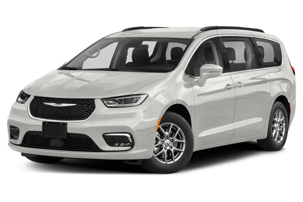 2021 Chrysler Pacifica Touring L photo 1