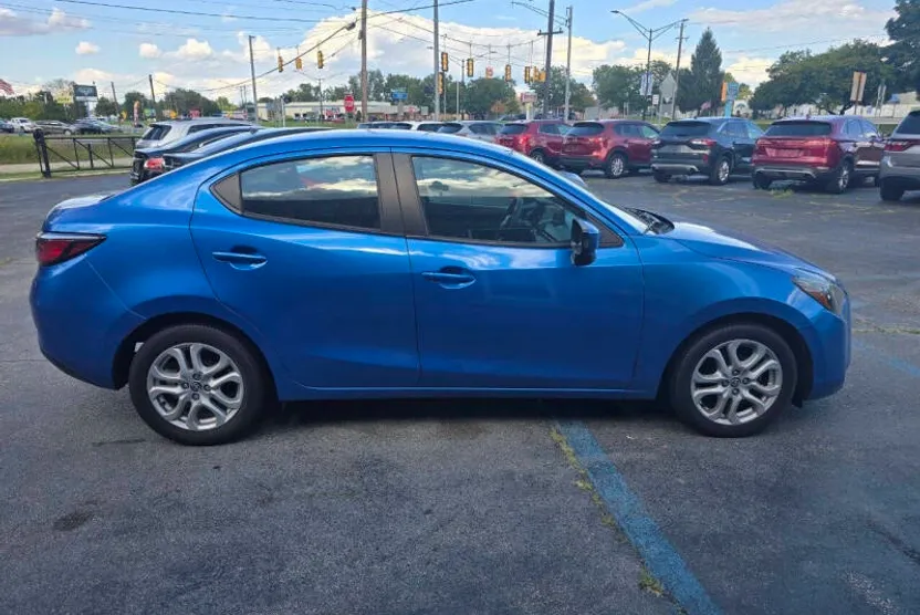 2016 Scion iA photo 1