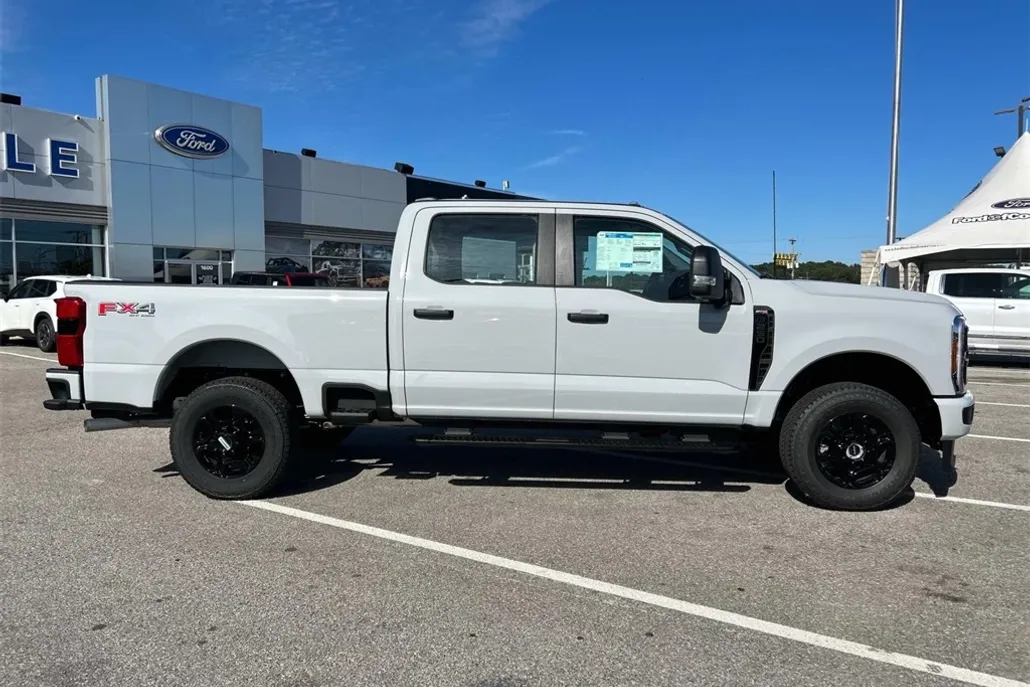 2026 Ford F-250 XL photo 1