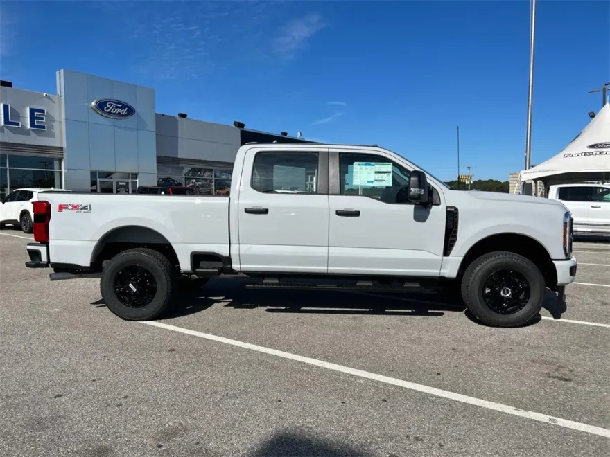 2026 Ford F-250 XL photo 1