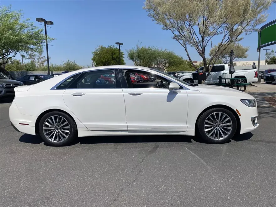 2018 Lincoln MKZ Select photo 1