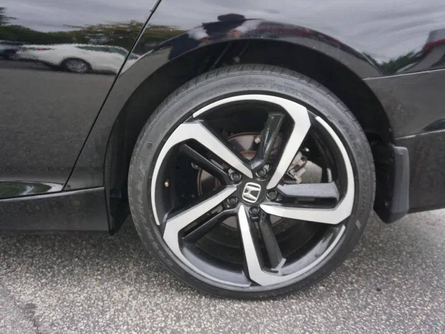 2022 Honda Accord Sport photo 1
