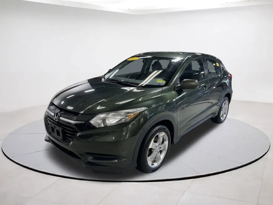 2017 Honda HR-V LX photo 1