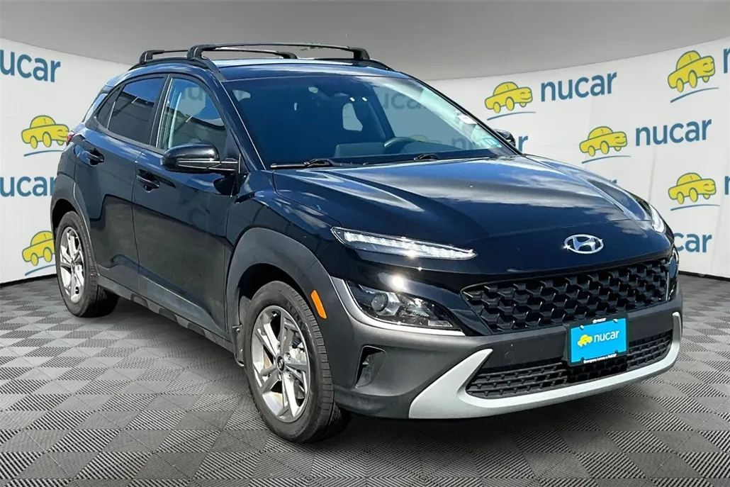 2023 Hyundai Kona SE photo 1
