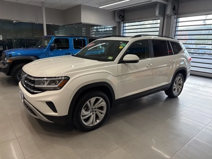 2022 Volkswagen Atlas V6 SE Technology photo 1