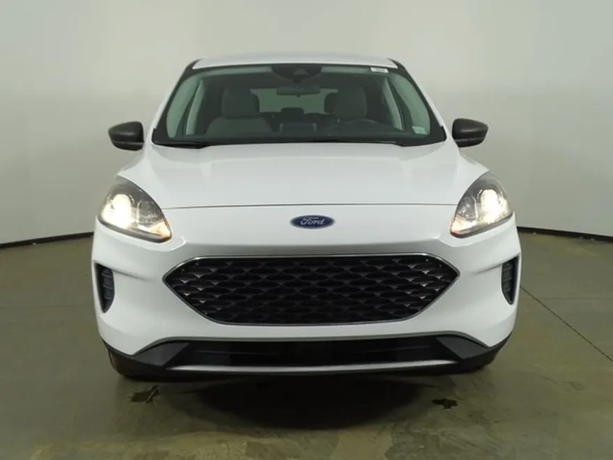 2022 Ford Escape SE Hybrid photo 1