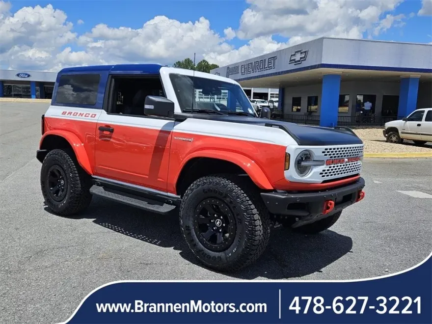 2025 Ford Bronco First Edition photo 1