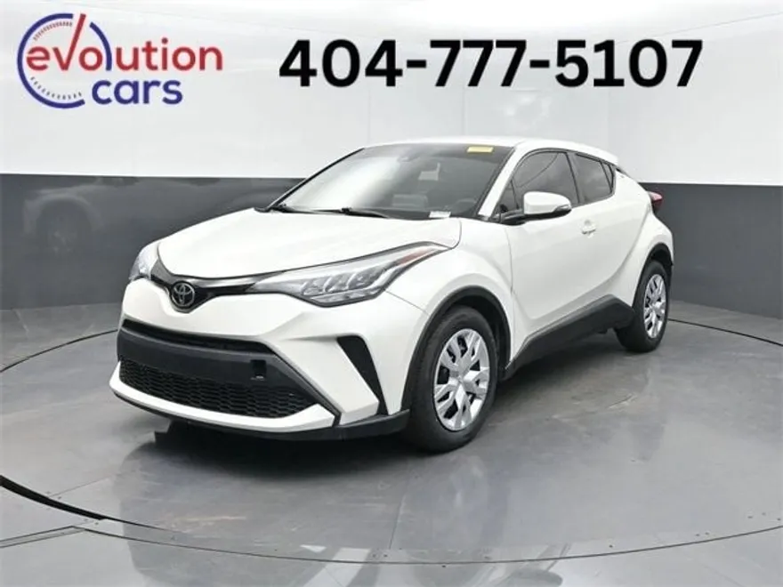 2020 Toyota C-HR LE photo 1
