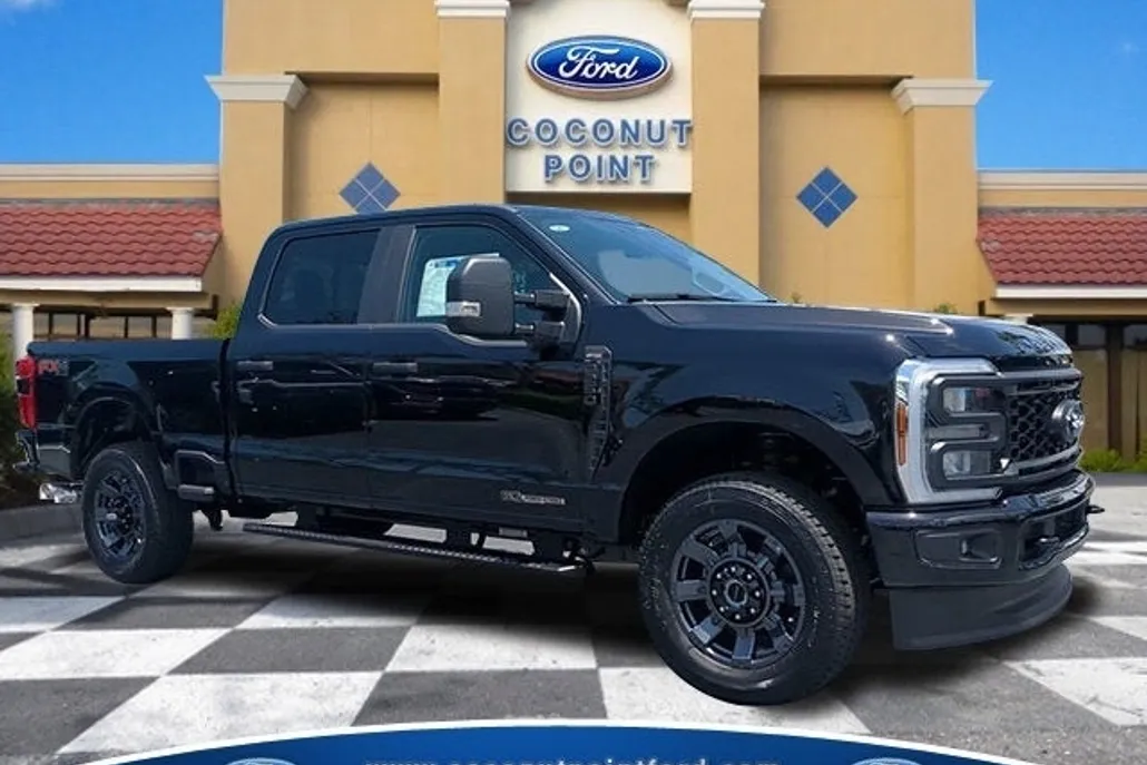 2025 Ford F-250 photo 1