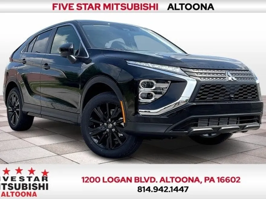2025 Mitsubishi Eclipse Cross LE photo 1