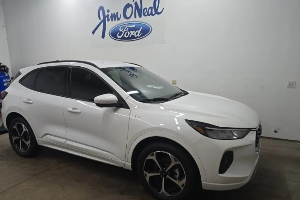 2023 Ford Escape Select photo 1