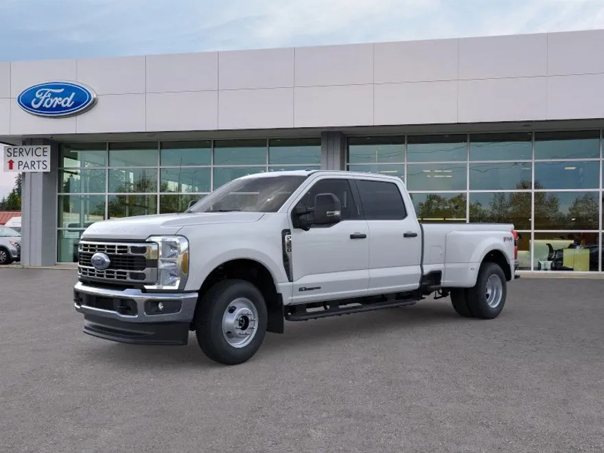 2025 Ford F-350 XLT photo 1