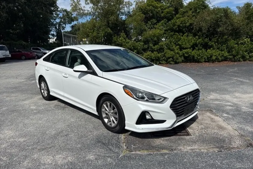 2019 Hyundai Sonata Eco SE photo 1