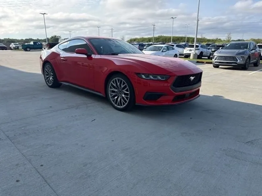 2024 Ford Mustang photo 1