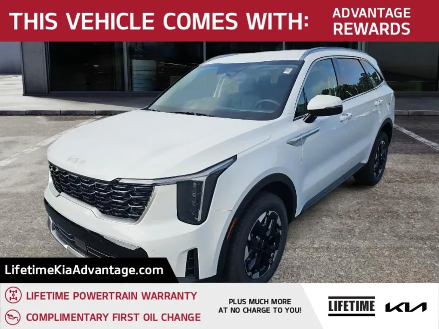 2025 Kia Sorento S photo 1