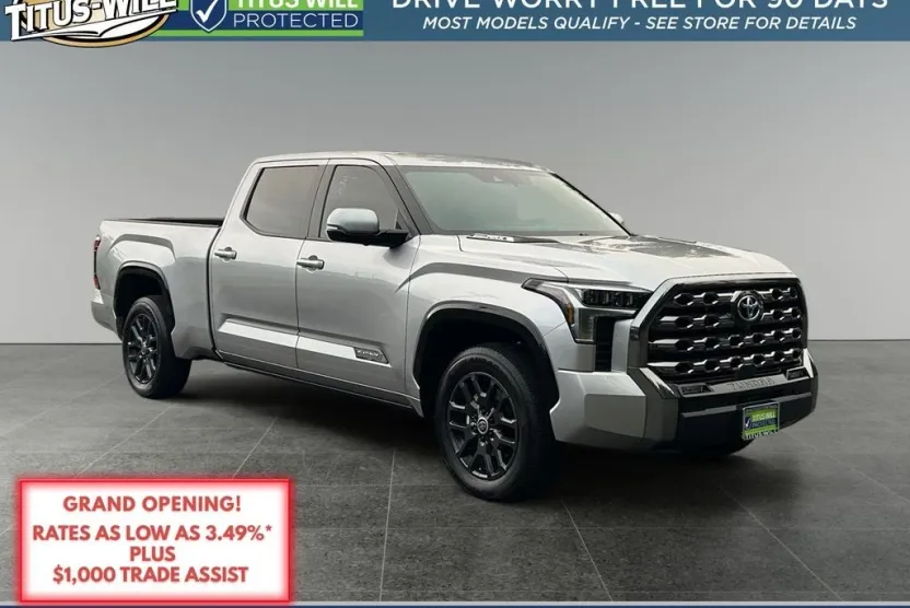 2024 Toyota Tundra Platinum photo 1