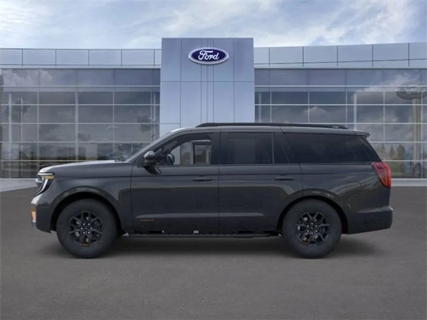2025 Ford Expedition photo 1
