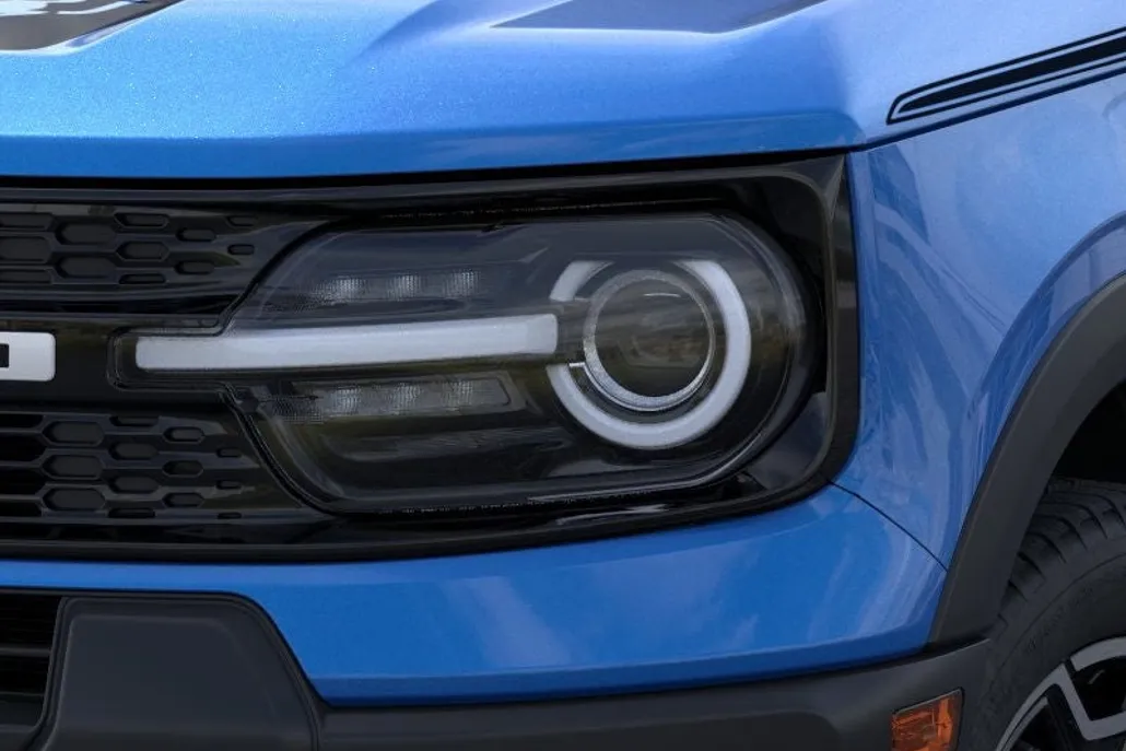 2025 Ford Bronco Sport Outer Banks photo 1
