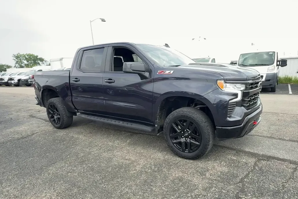 2022 Chevrolet Silverado 1500 LT Trail Boss photo 1