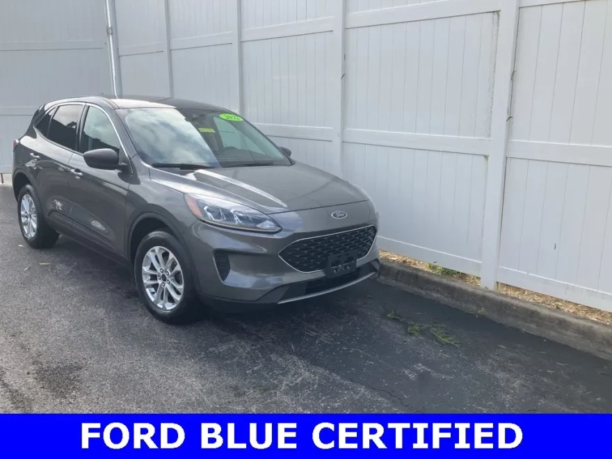 2022 Ford Escape SE Sport photo 1