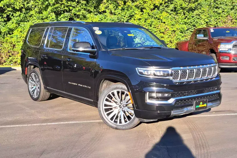 2022 Jeep Grand Wagoneer III photo 1