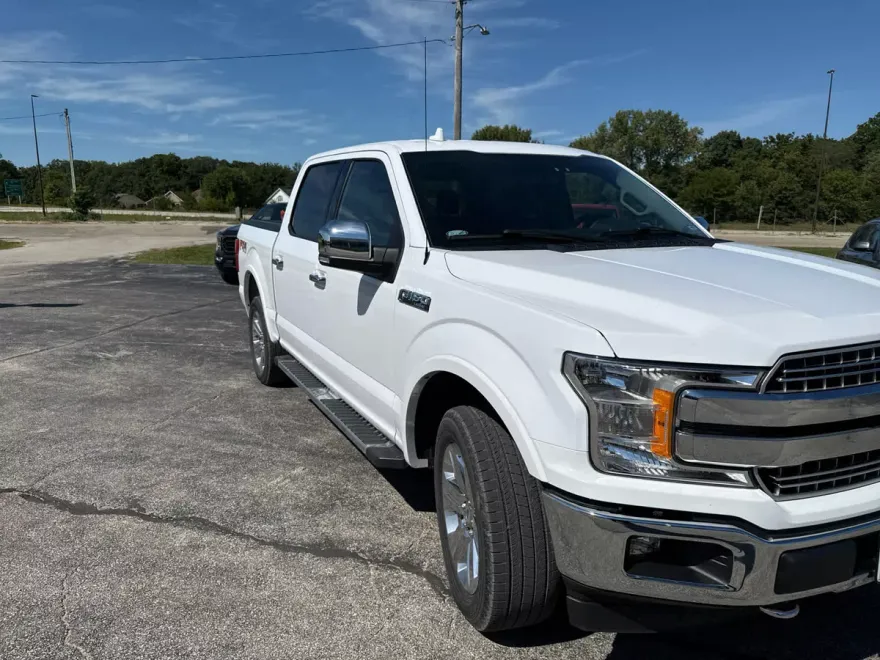 2018 Ford F-150 Lariat photo 1