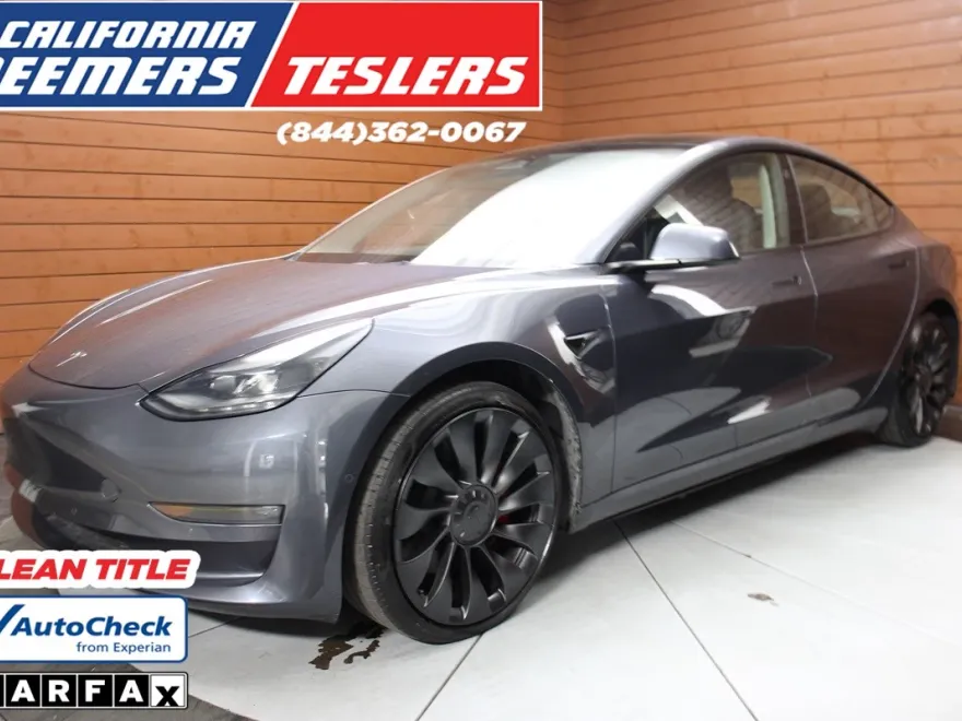 2022 Tesla Model 3 Performance photo 1
