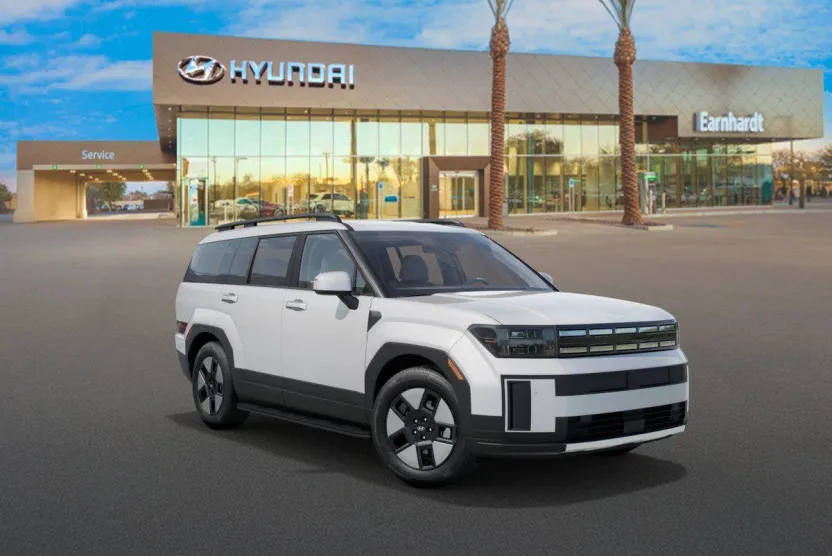 2025 Hyundai Santa Fe SEL photo 1