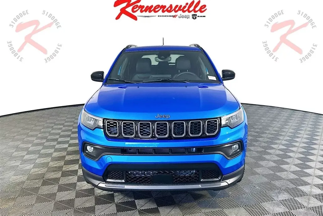2025 Jeep Compass Altitude photo 1