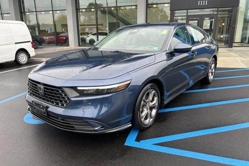 2024 Honda Accord Hybrid EX-L photo 1