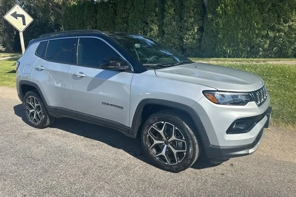 2025 Jeep Compass Limited photo 1
