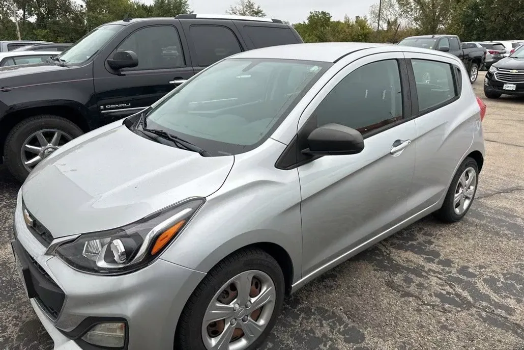2020 Chevrolet Spark LS photo 1