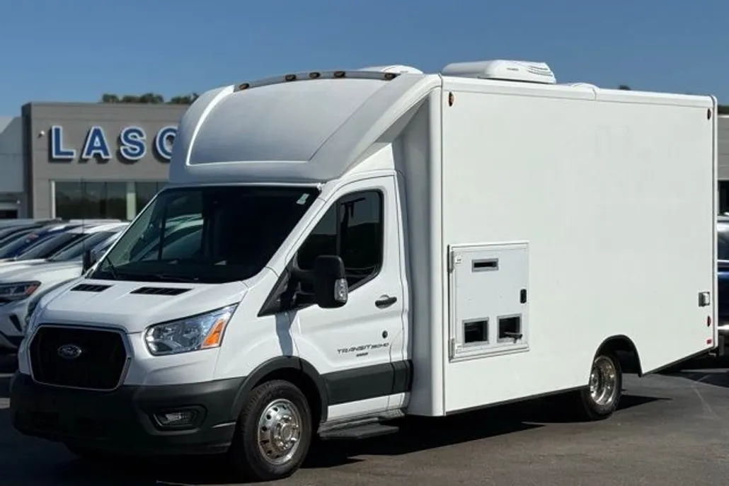 2021 Ford Transit photo 1